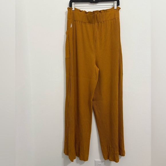 #319 FP MOVEMENT Retail $88 Blissed Out Wide Leg Pants Golden Ochre XS - Picture 7 of 10